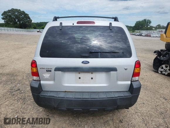 2005 Ford Escape XLT with VIN 1FMYU031X5KE02367, listed as a Copart auction lot 62699145 with 127,734 mi miles and Non repairable. Bid and sale history available at DreamBid. Image 6.