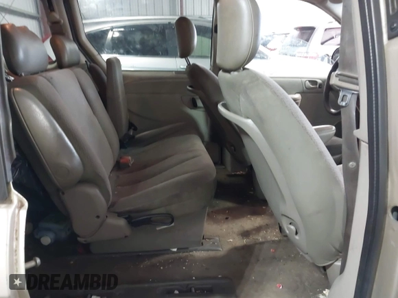 2007 Dodge Caravan SE with VIN 1D4GP25R27B244733, listed as a IAAI auction lot 41898880 with 209,721 mi miles and . Bid and sale history available at carsss.com. Image 8.