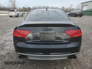 2013 Audi S5 Premium Plus z VIN WAUCGAFR2DA027699, wystawiony jako Copart lot #83947234 z przebiegiem Nie podano mil oraz Szkoda całkowita • Salvage title. Historia ofert i sprzedaży dostępna na DreamBid. Obrazek 6.