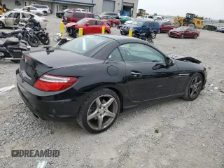 2014 Mercedes-Benz SLK-Class SLK 250 with VIN WDDPK4HAXEF089177, listed as a Copart auction lot 71158894 with 29,135 mi miles and Salvage Title. Bid and sale history available at carsss.com. Image 3.