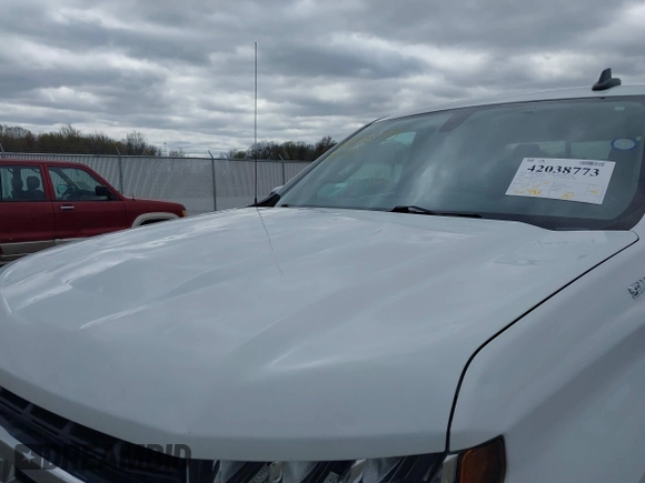 2020 Chevrolet Silverado 1500 LT with VIN 1GCRYDED8LZ295433, listed as a IAAI auction lot 42038773 with 96,396 mi miles and . Bid and sale history available at DreamBid. Image 6.