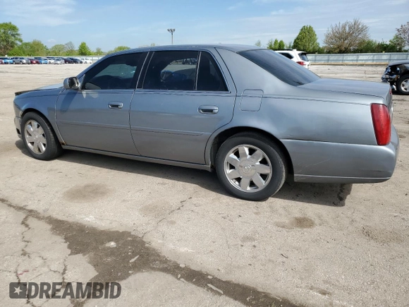 2001 Cadillac DeVille z VIN 1G6KD54Y41U273417, wystawiony jako Copart lot #55604295 z przebiegiem Nie podano mil oraz Szkoda całkowita • Salvage title. Historia ofert i sprzedaży dostępna na DreamBid. Obrazek 2.