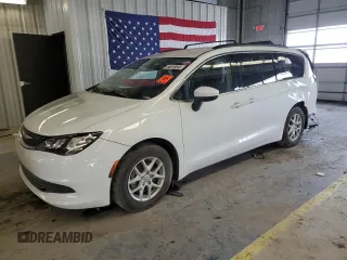 2020 Chrysler Voyager LXI with VIN 2C4RC1DG0LR268472, listed as a Copart auction lot 44815045 with 122,861 mi miles and Salvage Title. Bid and sale history available at carsss.com. Image 1.
