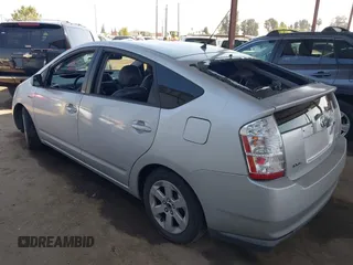2008 Toyota Prius with VIN JTDKB20UX87694670, listed as a IAAI auction lot 42136276 with 275,413 mi miles and . Bid and sale history available at DreamBid. Image 3.