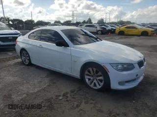 2013 BMW 3 Series 328i xDrive with VIN WBAKF5C59DE658143, listed as a Copart auction lot 71584754 with 131,476 mi miles and Clean Title. Bid and sale history available at carsss.com. Image 4.