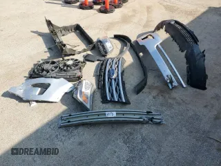 2019 Ford Explorer z VIN 1FM5K8B88KGA08869, wystawiony jako Copart lot #66892004 z przebiegiem 86 571 mil mil oraz Szkoda całkowita • Salvage title. Historia ofert i sprzedaży dostępna na DreamBid. Obrazek 13.