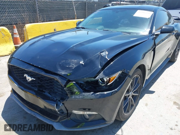 2015 Ford Mustang EcoBoost z VIN 1FA6P8TH6F5382719, wystawiony jako IAAI lot #42316250 z przebiegiem 119 412 mil mil oraz . Historia ofert i sprzedaży dostępna na DreamBid. Obrazek 6.