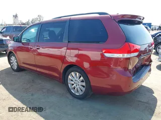 2012 Toyota Sienna XLE AAS with VIN 5TDYK3DC4CS193516, listed as a IAAI auction lot 42188284 with 239,034 mi miles. Bid and sale history available at carsss.com. Image 3.