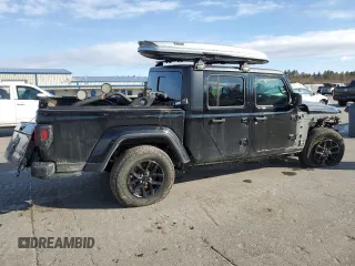 2023 Jeep Gladiator Freedom with VIN 1C6HJTAG5PL512558, listed as a Copart auction lot 45852215 with Not provided miles and Salvage title. Bid and sale history available at DreamBid. Image 3.