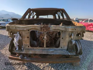 2002 Ford Explorer Limited z VIN 1FMDU75E72ZA23482, wystawiony jako Copart lot #42353845 z przebiegiem Nie podano mil oraz Nie do naprawy • Non repairable. Historia ofert i sprzedaży dostępna na DreamBid. Obrazek 5.
