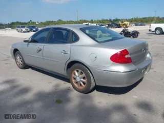 2007 Buick LaCrosse CX with VIN 2G4WC582971244129, listed as a IAAI auction lot 41786820 with 105,343 mi miles. Bid and sale history available at carsss.com. Image 3.