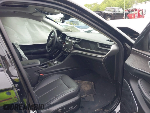 2022 Jeep Grand Cherokee Limited z VIN 1C4RJKBG1N8562136, wystawiony jako IAAI lot #42368262 z przebiegiem 28 136 mil mil oraz . Historia ofert i sprzedaży dostępna na DreamBid. Obrazek 5.