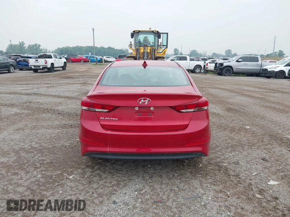 2017 Hyundai Elantra SE z VIN 5NPD84LF4HH151729, wystawiony jako IAAI lot #41840813 z przebiegiem 82 681 mil mil oraz . Historia ofert i sprzedaży dostępna na DreamBid. Obrazek 17.