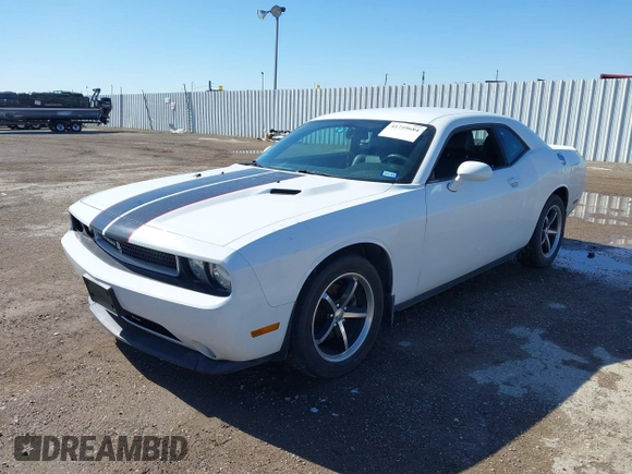2011 Dodge Challenger z VIN 2B3CJ4DG5BH602787, wystawiony jako IAAI lot #41759684 z przebiegiem 128 055 mil mil oraz . Historia ofert i sprzedaży dostępna na DreamBid. Obrazek 17.