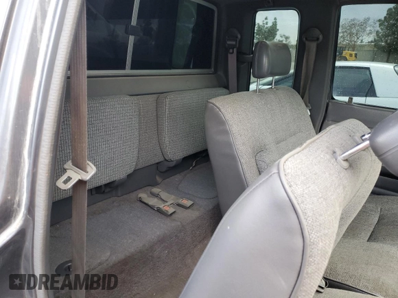 1991 Toyota Pickup с VIN JT4VN93D2M5018924, выставлен на аукционе Copart как лот 48546735 с пробегом 122 273 миль миль и Чистый • Clean title. История ставок и продаж доступна на DreamBid. Изображение 10.