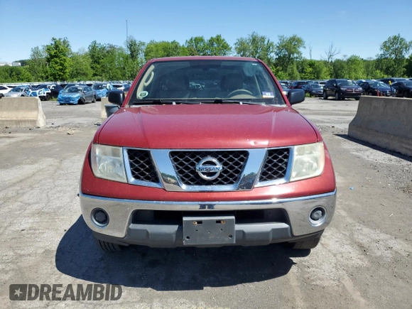 2006 Nissan Frontier SE z VIN 1N6AD07W26C476371, wystawiony jako Copart lot #56909975 z przebiegiem 165 205 mil mil oraz Czysty tytuł • Clean title. Historia ofert i sprzedaży dostępna na DreamBid. Obrazek 5.