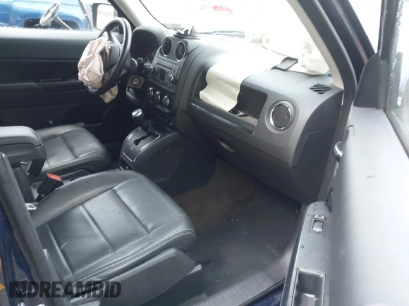 2017 Jeep Patriot High Altitude with VIN 1C4NJPFAXHD211657, listed as a IAAI auction lot 42326340 with 53,561 mi miles and . Bid and sale history available at DreamBid. Image 5.