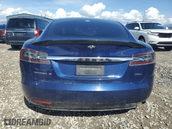 2017 Tesla Model S 100D z VIN 5YJSA1E27HF204491, wystawiony jako Copart lot #55160945 z przebiegiem 57 059 mil mil oraz Szkoda całkowita • Salvage title. Historia ofert i sprzedaży dostępna na DreamBid. Obrazek 6.
