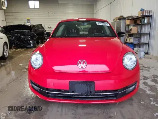2012 Volkswagen Beetle 2.0T Black Turbo Launch Edition PZEV with VIN 3VWVA7AT8CM607203, listed as a Copart auction lot 47852705 with 119,477 mi miles and Clean Title. Bid and sale history available at carsss.com. Image 5.