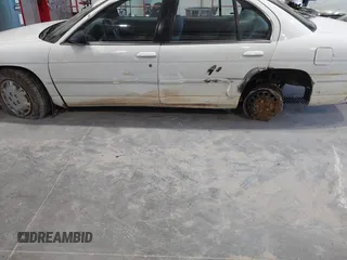 1998 Chevrolet Lumina with VIN 2G1WL52M0W1136830, listed as a IAAI auction lot 41860190 with 110,393 mi miles and . Bid and sale history available at DreamBid. Image 6.