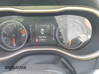 2017 Jeep Cherokee Sport с VIN 1C4PJLAB9HD231643, выставлен на аукционе IAAI как лот 41761807 с пробегом 172 597 миль миль и . История ставок и продаж доступна на DreamBid. Изображение 7.