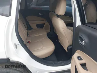 2018 Jeep Compass Sport с VIN 3C4NJCAB4JT250799, выставлен на аукционе IAAI как лот 42092922 с пробегом 91 073 миль миль и . История ставок и продаж доступна на DreamBid. Изображение 8.