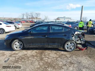 2020 Hyundai Elantra SEL with VIN 5NPD84LF6LH591640, listed as a IAAI auction lot 41586720 with 31,496 mi miles. Bid and sale history available at carsss.com. Image 14.