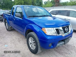2015 Nissan Frontier SV z VIN 1N6AD0CW1FN767065, wystawiony jako IAAI lot #42684729 z przebiegiem 142 212 mil mil oraz . Historia ofert i sprzedaży dostępna na DreamBid. Obrazek 1.