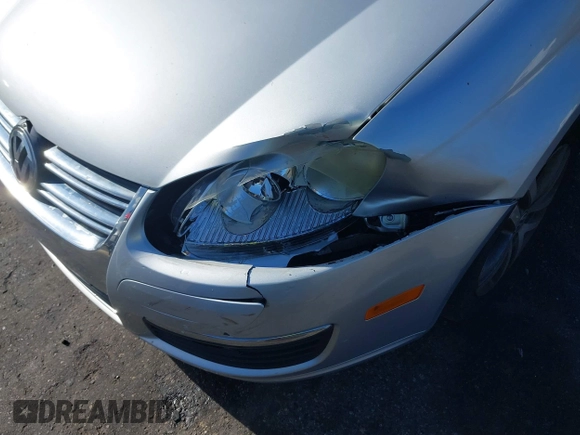 2005 Volkswagen Jetta 2.5L с VIN 3VWDF71K65M608938, выставлен на аукционе IAAI как лот 41880658 с пробегом 108 701 миль миль и . История ставок и продаж доступна на DreamBid. Изображение 6.