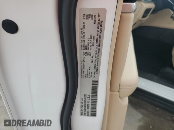 2022 Jeep Grand Cherokee Limited z VIN 1C4RJKBG8N8565275, wystawiony jako Copart lot #61261725 z przebiegiem 27 503 mil mil oraz Szkoda całkowita • Salvage title. Historia ofert i sprzedaży dostępna na DreamBid. Obrazek 13.