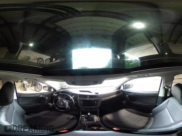 2018 Volkswagen Tiguan SEL with VIN 3VV2B7AX3JM133326, listed as a IAAI auction lot 42459190 with 94,665 mi miles and . Bid and sale history available at DreamBid. Image 18.