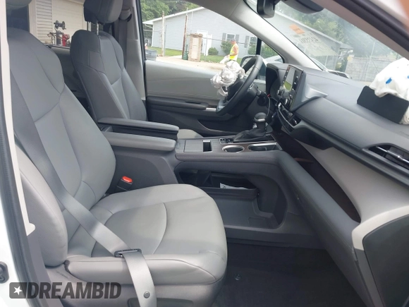 2023 Toyota Sienna XLE with VIN 5TDYSKFC1PS078997, listed as a IAAI auction lot 42435311 with 53,987 mi miles and . Bid and sale history available at DreamBid. Image 5.