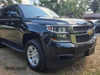 2015 Chevrolet Tahoe LT z VIN 1GNSKBKC0FR180968, wystawiony jako Copart lot #60119995 z przebiegiem 71 681 mil mil oraz Czysty tytuł • Clean title. Historia ofert i sprzedaży dostępna na DreamBid. Obrazek 1.