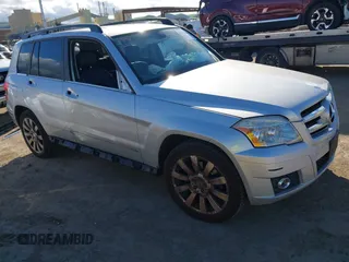 2010 Mercedes-Benz GLK 350 with VIN WDCGG5GB4AF438026, listed as a IAAI auction lot 41627023 with 106,204 mi miles and . Bid and sale history available at DreamBid. Image 1.