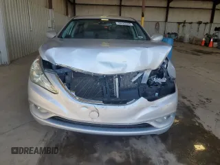 2012 Hyundai Sonata Limited z VIN 5NPEC4AB6CH442261, wystawiony jako Copart lot #59189555 z przebiegiem 204 879 mil mil oraz Szkoda całkowita • Salvage title. Historia ofert i sprzedaży dostępna na DreamBid. Obrazek 5.