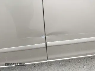 2010 Toyota Sienna CE с VIN 5TDKK4CC5AS299404, выставлен на аукционе IAAI как лот 42376891 с пробегом 167 151 миль миль и . История ставок и продаж доступна на DreamBid. Изображение 12.
