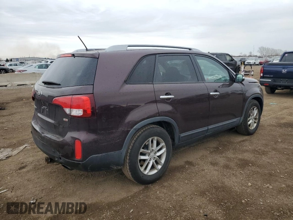 2014 Kia Sorento LX with VIN 5XYKT4A75EG458041, listed as a Copart auction lot 50915535 with 163,789 mi miles and Salvage Title. Bid and sale history available at carsss.com. Image 3.
