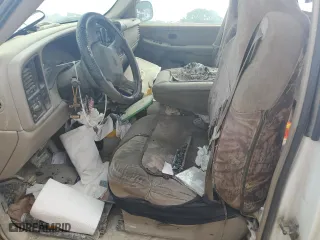 2002 Chevrolet Silverado 1500 LS with VIN 1GCEK14VX2Z209515, listed as a Copart auction lot 56230974 with 321,763 mi miles and Salvage Title. Bid and sale history available at carsss.com. Image 7.