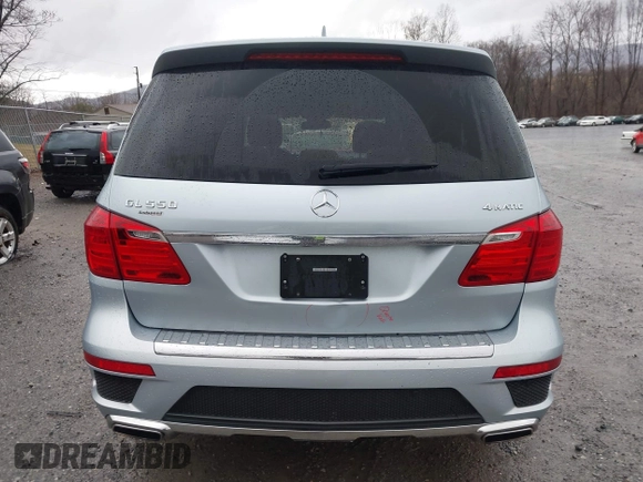 2016 Mercedes-Benz GL with VIN 4JGDF7DE3GA655476, listed as a IAAI auction lot 41710919 with 164,831 mi miles. Bid and sale history available at carsss.com. Image 16.