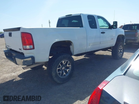 2007 GMC Sierra 1500 with VIN 2GTEC19Y371626510, listed as a IAAI auction lot 41805416 with 179,677 mi miles and . Bid and sale history available at DreamBid. Image 4.