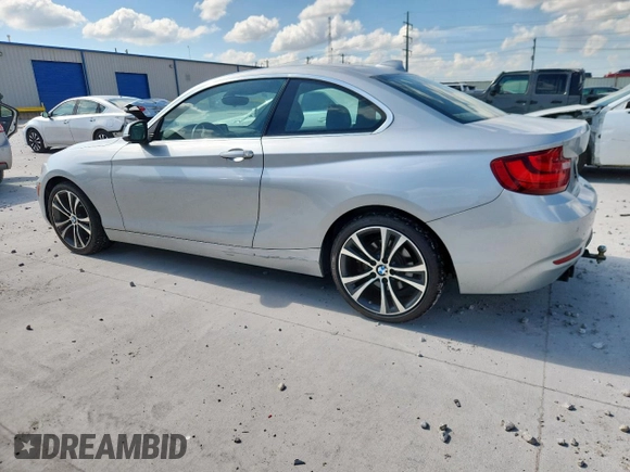 2016 BMW 2 Series 228i z VIN WBA1F9C51GV544631, wystawiony jako Copart lot #63320025 z przebiegiem 80 116 mil mil oraz Szkoda całkowita • Salvage title. Historia ofert i sprzedaży dostępna na DreamBid. Obrazek 2.