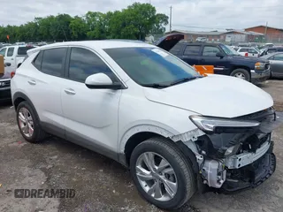 2024 Buick Encore GX Preferred z VIN KL4AMCSL0RB167004, wystawiony jako IAAI lot #42526814 z przebiegiem 19 146 mil mil oraz . Historia ofert i sprzedaży dostępna na DreamBid. Obrazek 13.