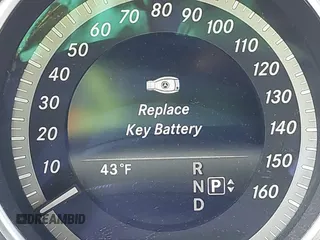 2014 Mercedes-Benz E 350 Sport z VIN WDDHF5KB5EA897885, wystawiony jako IAAI lot #41610599 z przebiegiem 186 080 mil mil oraz . Historia ofert i sprzedaży dostępna na DreamBid. Obrazek 17.