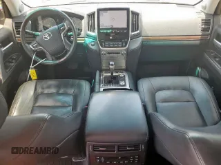 2017 Toyota Land Cruiser z VIN JTMCY7AJ5H4059121, wystawiony jako Copart lot #56700325 z przebiegiem 190 603 mil mil oraz Tytuł czysty. Historia ofert i sprzedaży dostępna na DreamBid. Obrazek 8.