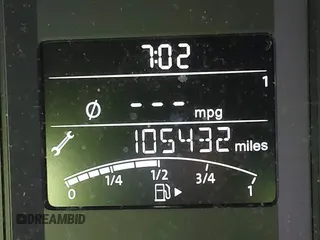 2014 Volkswagen Jetta S z VIN 3VW2K7AJ0EM231386, wystawiony jako IAAI lot #42229963 z przebiegiem 105 432 mil mil oraz . Historia ofert i sprzedaży dostępna na DreamBid. Obrazek 7.