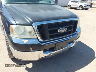 2004 Ford F-150 STX with VIN 1FTRX12W94NC32048, listed as a IAAI auction lot 42012602 with 276,657 mi miles. Bid and sale history available at carsss.com. Image 6.