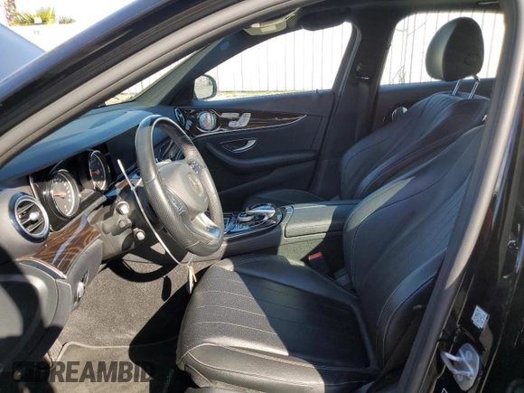 2017 Mercedes-Benz E-Class E 300 Luxury with VIN WDDZF4JB4HA034144, listed as a Copart auction lot 39947473 with 0 mi miles. Bid and sale history available at carsss.com. Image 7.