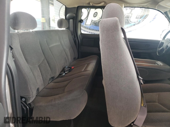 2005 Chevrolet Silverado 1500 LS with VIN 2GCEC19T951216196, listed as a Copart auction lot 54200065 with 126,300 mi miles and Salvage Title. Bid and sale history available at DreamBid. Image 10.