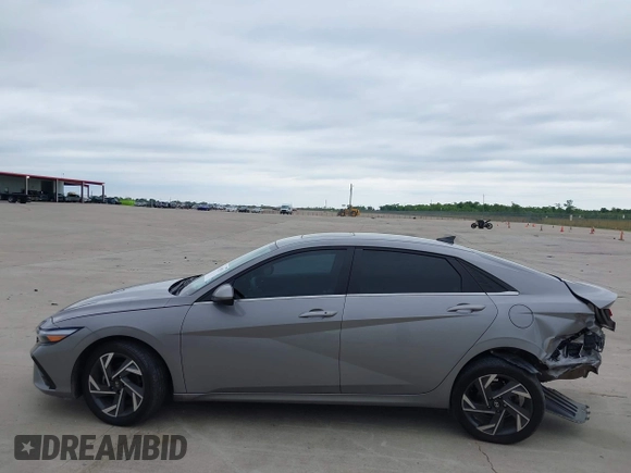 2024 Hyundai Elantra SEL with VIN KMHLS4DGXRU717514, listed as a IAAI auction lot 42189253 with 23,940 mi miles and . Bid and sale history available at DreamBid. Image 14.