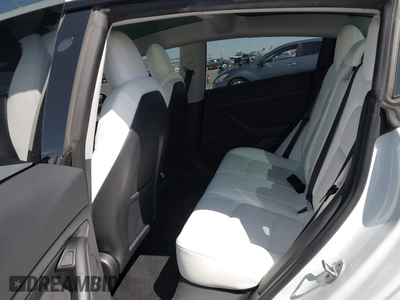 2023 Tesla Model 3 Performance z VIN 5YJ3E1EC7PF432748, wystawiony jako IAAI lot #41841913 z przebiegiem 36 043 mil mil oraz . Historia ofert i sprzedaży dostępna na DreamBid. Obrazek 8.